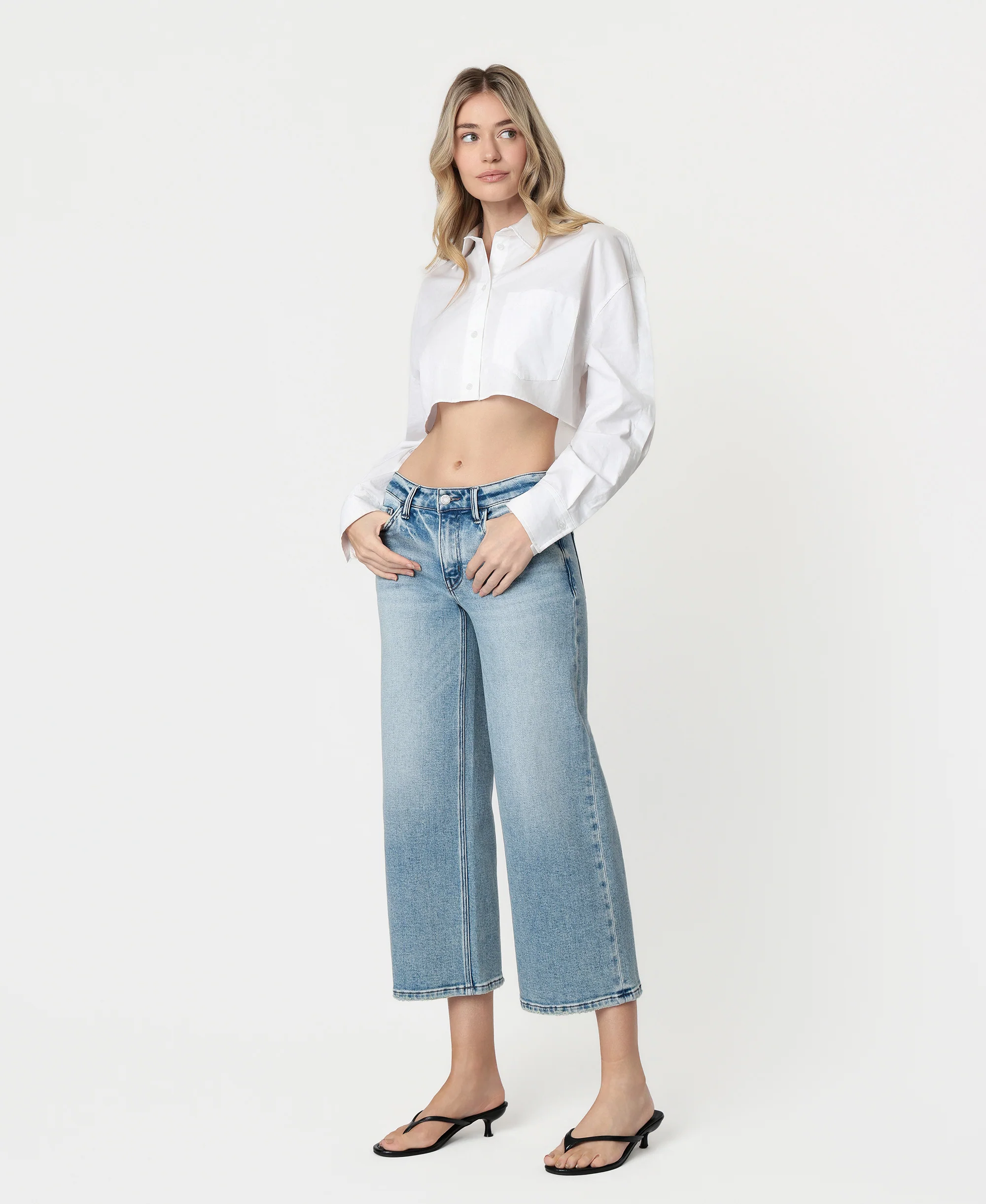 Focused - Low Rise Tinted Crop Wide Leg Jeans - Image 3