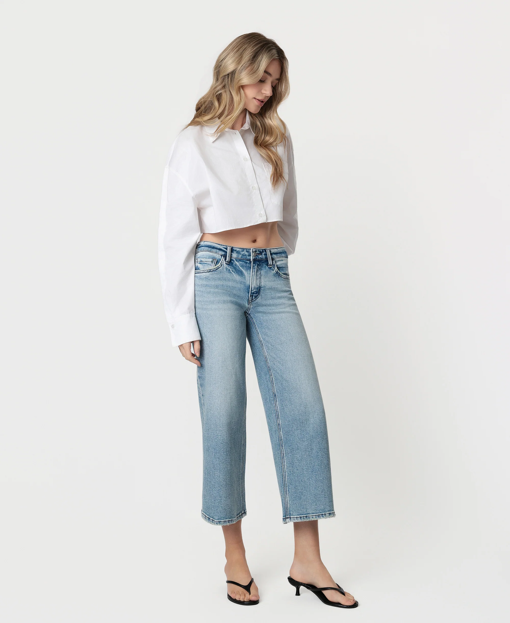 Focused - Low Rise Tinted Crop Wide Leg Jeans - Image 4