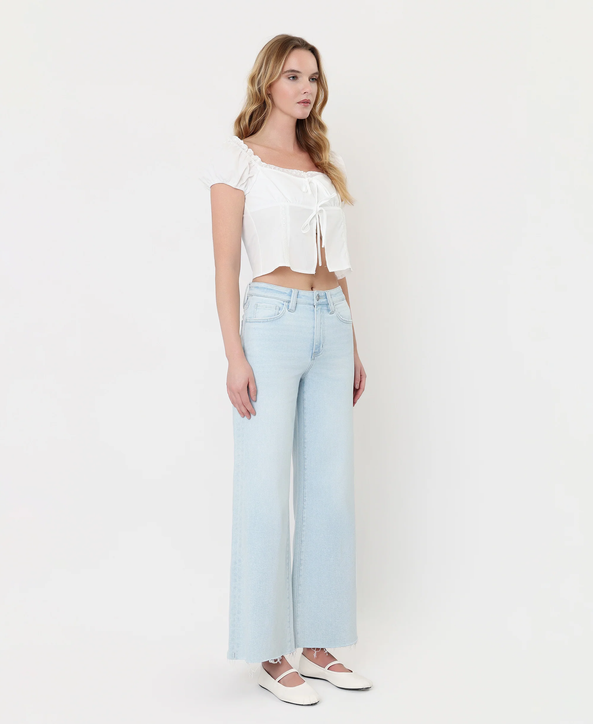 Gainfully - High Rise Clean Cut Raw Hem Wide Flare Jeans - Image 4