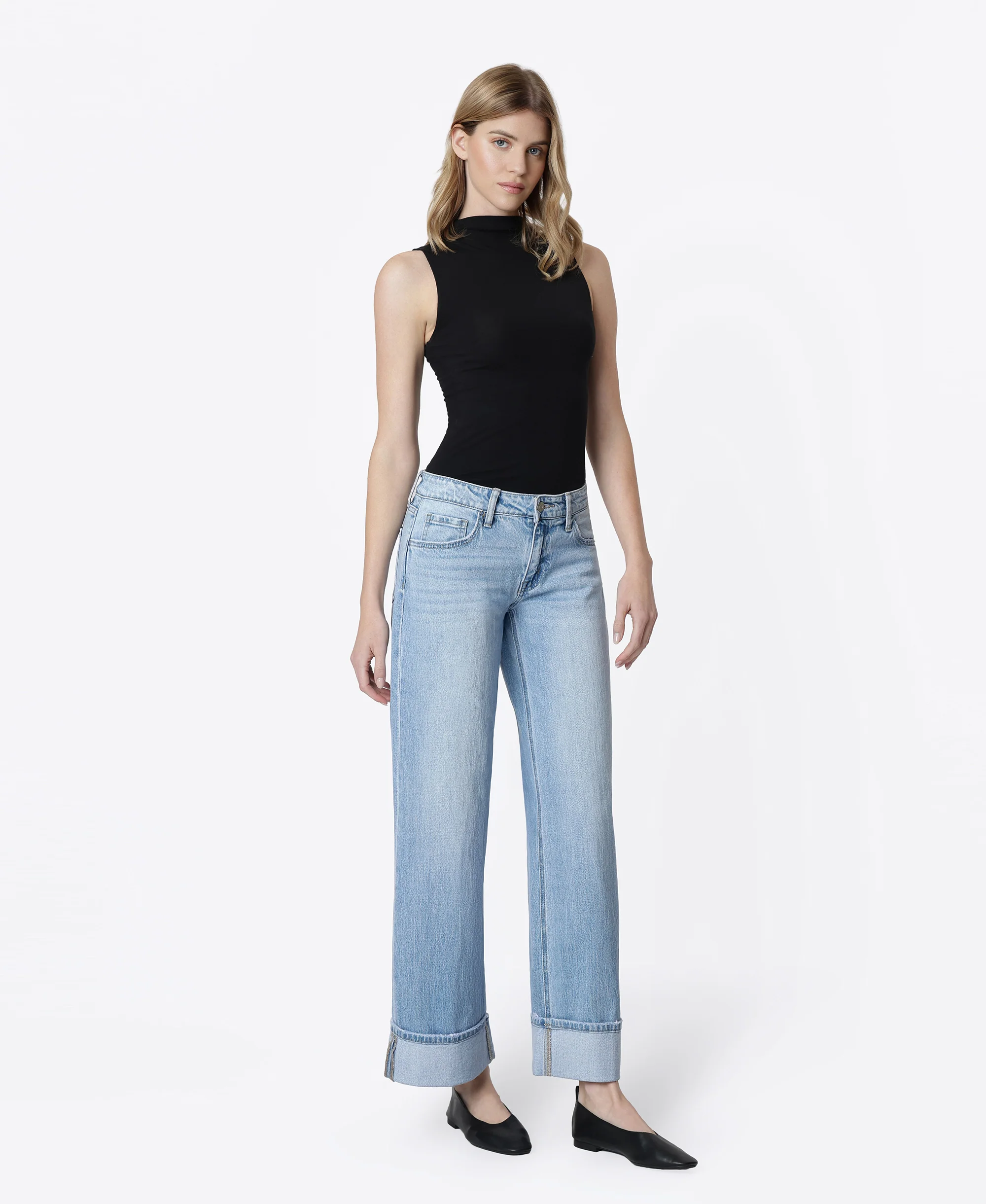 London - Low Rise Cuffed Baggy Wide Leg Jeans - Image 5